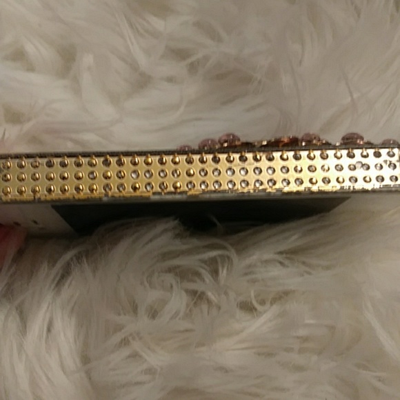 Phone case - Picture 4 of 5